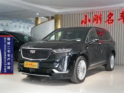 Cadillac XT6 · 2025 год