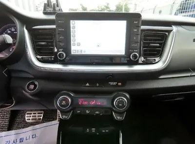 Kia Stonic 2018, 98446 км, за 8690000 KRW - фото 14