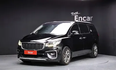Kia Canival · 2019 год