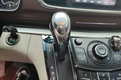 Buick GL8 2018, 57800 км, за 92477.92 CNY - фото 22