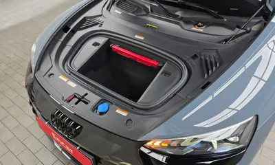 Audi e-tron GT 2022, 9422 км, за 105000000 KRW - фото 6