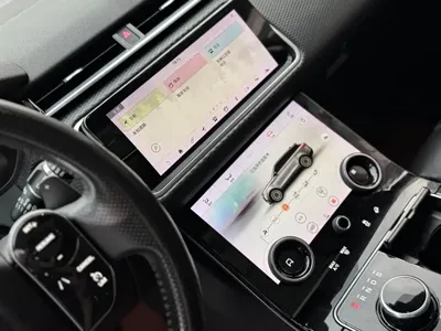 Land Rover Velar 2018, 90000 км, за 159800 CNY - фото 8