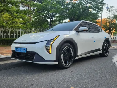 Kia EV4 2026, 726 км, за 30860000 KRW
