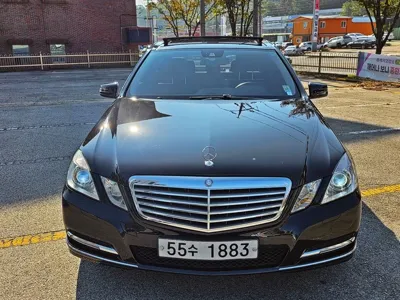 Mercedes-Benz E-Class 2011, 129872 км, за 5800000 KRW - фото 2