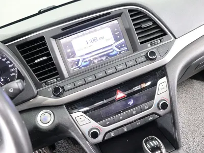 Hyundai Avante 2016, 117721 км, за 7500000 KRW - фото 7