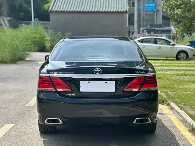 Toyota Crown 2015, 56000 км, за 118000 CNY - фото 16