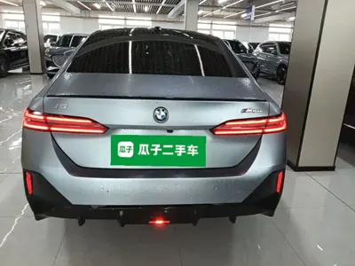 BMW i5 M60 2024, 28600 км, за 370200 CNY - фото 6