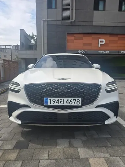 Genesis GV70 · 2025 год