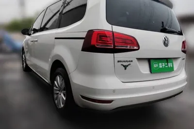 Volkswagen Sharan 2016, 80300 км, за 96660.33 CNY