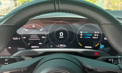 Porsche Taycan 2023, 45300 км, за 77330000 KRW - фото 9