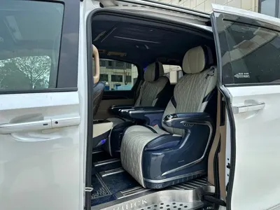 Buick GL8 2019, 129000 км, за 95800 CNY - фото 6