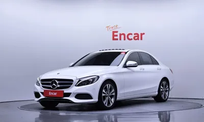 Mercedes-Benz C-Class · 2018 год