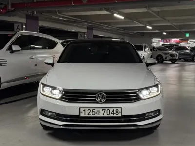 Volkswagen Passat 2018, 110000 км, за 15990000 KRW