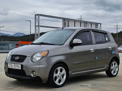 Kia Morning 2009, 176319 км, за 2300000 KRW