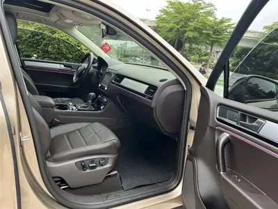 Volkswagen Touareg 2016, 120000 км, за 99800 CNY - фото 9