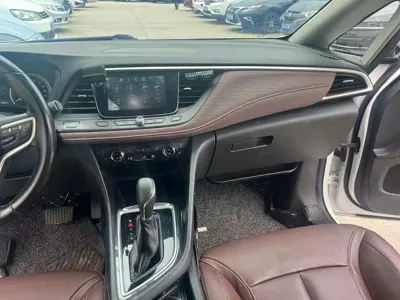 Buick GL6 2018, 95000 км, за 32800 CNY - фото 8