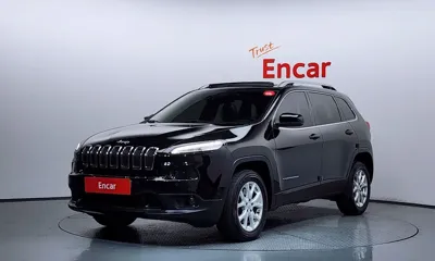 Jeep Cherokee · 2017 год