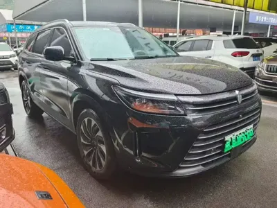 AITO 问界 AITO M7 2025, 23000 км, за 156800 CNY