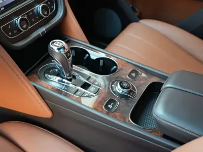 Bentley Bentayga 2019, 180000 км, за 828000 CNY - фото 21