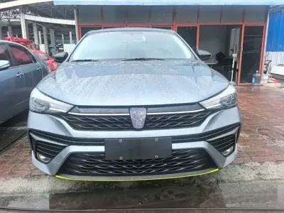 Roewe i5 2022, 54800 км, за 25800 CNY
