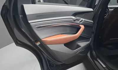 Audi e-tron 2022, 120604 км, за 48500000 KRW - фото 25