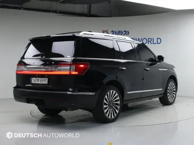 Lincoln Navigator 2021, 73920 км, за 52900000 KRW