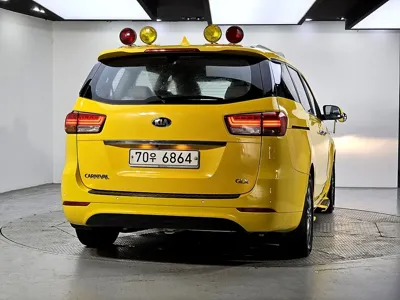Kia Canival 2015, 121620 км, за 7500000 KRW - фото 3
