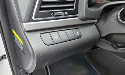 Hyundai Avante 2016, 127822 км, за 8800000 KRW - фото 16