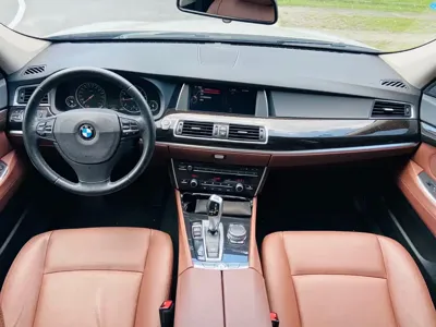 BMW 5 Series GT 2015, 80000 км, за 93800 CNY - фото 11