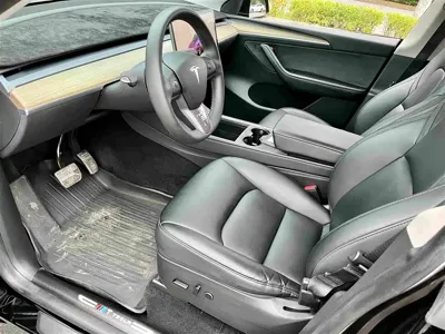 Tesla Model Y 2022, 173000 км, за 118800 CNY
