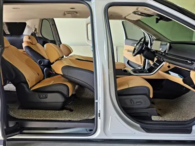 Kia Canival 2021, 106232 км, за 24500000 KRW - фото 9