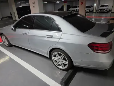 Mercedes-Benz E-Class 2015, 68000 км, за 24000000 KRW