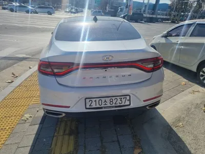 Hyundai Grandeur 2019, 84710 км, за 16950000 KRW - фото 4