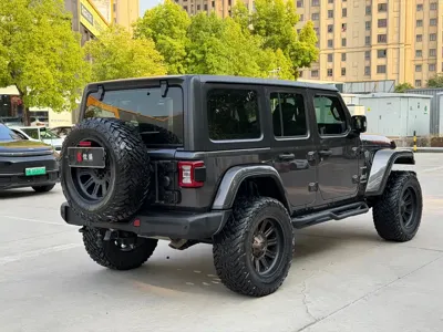 Jeep Wrangler 2021, 49000 км, за 258000 CNY - фото 8