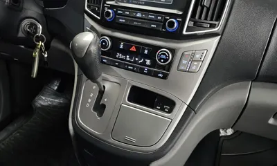 Hyundai Starex 2017, 218771 км, за 8900000 KRW - фото 9