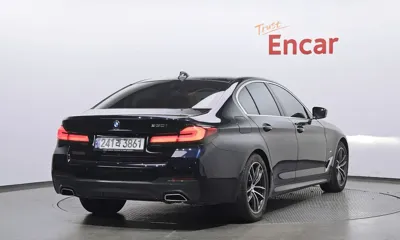 BMW 5-Series 2022, 41699 км, за 33000000 KRW