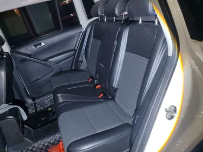 Volkswagen Tiguan 2016, 102800 км, за 47300.27 CNY - фото 18