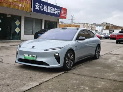 Nio ET5 · 2024 год