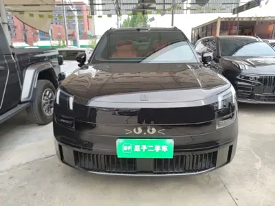 Lynk & Co 领克900 2025, 17300 км, за 253100 CNY