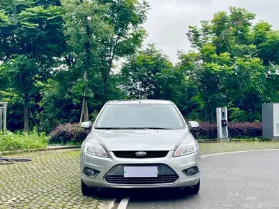 Ford Focus 2011, 136000 км, за 7800 CNY