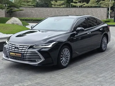 Toyota Avalon · 2025 год