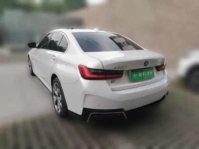 BMW i3 2024, 30200 км, за 170193.96 CNY