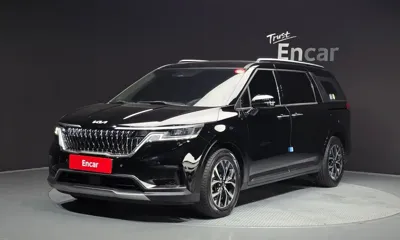 Kia Canival · 2023 год