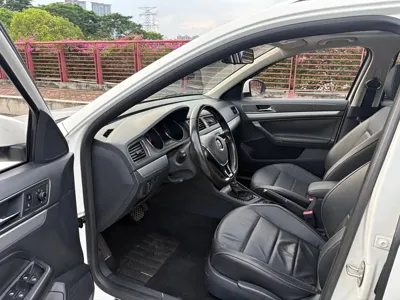 Volkswagen Gran Lavida 2017, 80000 км, за 38800 CNY - фото 10