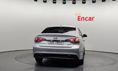 Hyundai Sonata 2016, 136140 км, за 7500000 KRW