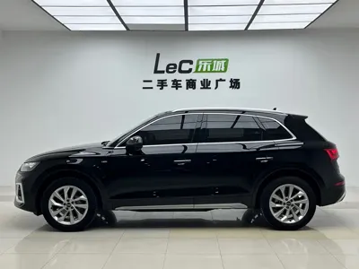 Audi Q5L 2022, 70000 км, за 178800 CNY