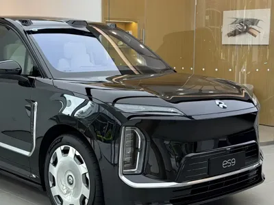Nio 蔚来ES9 0, 0 км, за 595000 CNY - фото 3