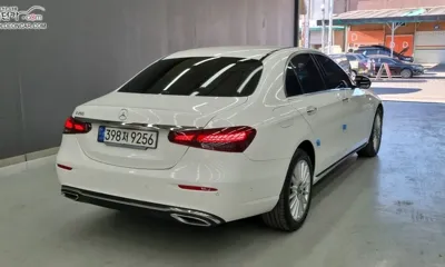 Mercedes-Benz E-Class 2023, 38804 км, за 46900000 KRW