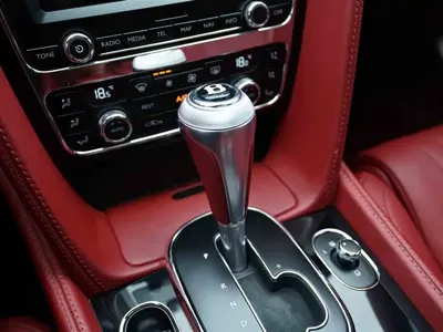 Bentley Flying Spur 2017, 56000 км, за 864800 CNY - фото 9
