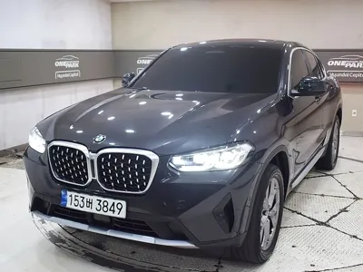 BMW X4 · 2022 год